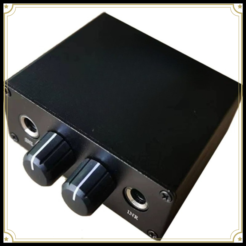 Audio Interface - Prosesor Multi-Efek Gitar Dual Channel dengan